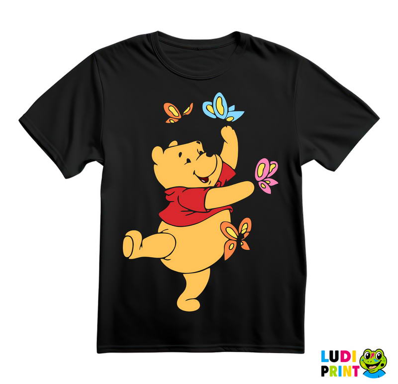 Vini Pu Se Igra Sa Leptirima - Crtani Flimovi - Majica