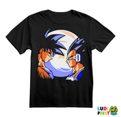 Goku And Vegeta Staring At Each Other - Dragon Ball - Majica