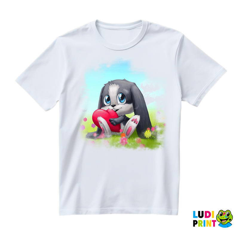 Cute Bunny Is Holding A Heart - Ljubav - Majica