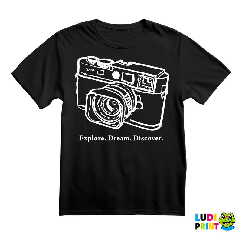 Explore. Dream. Discover. - Photography - Majica
