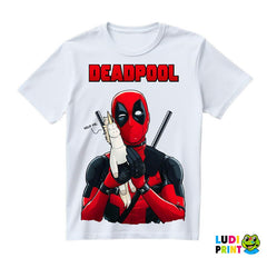 Hugging A Unicorn - Deadpool - Majica