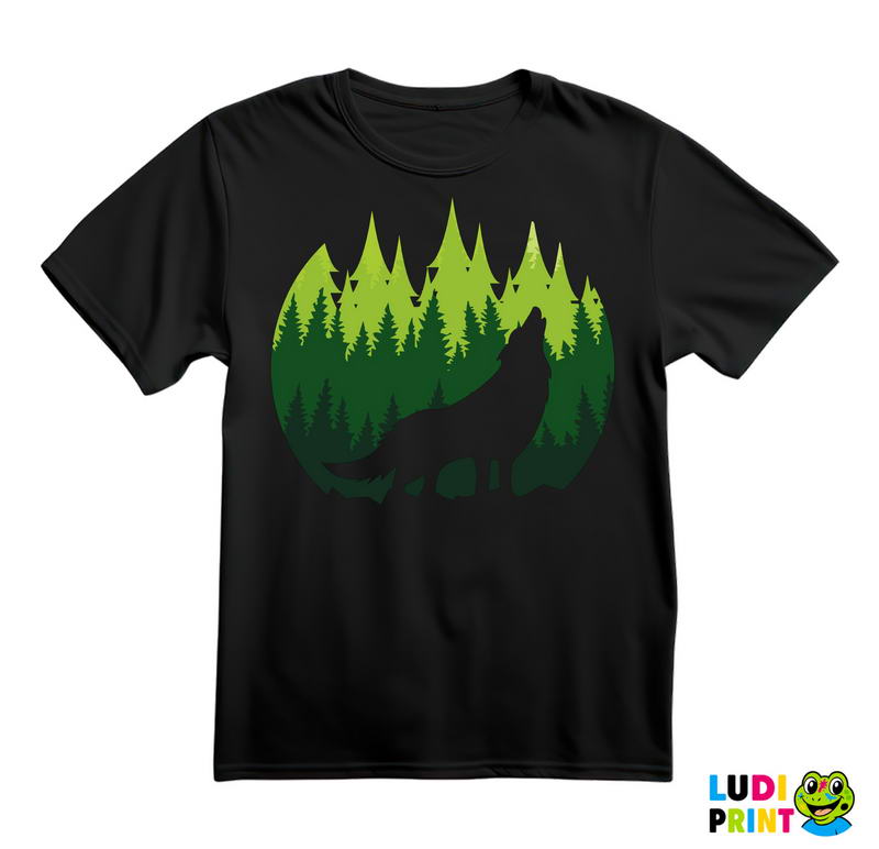 Silhuette Of A Wolf In The Forest - Vuk - Životinje - Majica