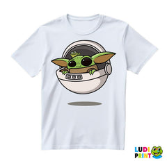 Baby Yoda And A Frog In The Crib - Yoda - Mandalorian - Star Wars - Majica